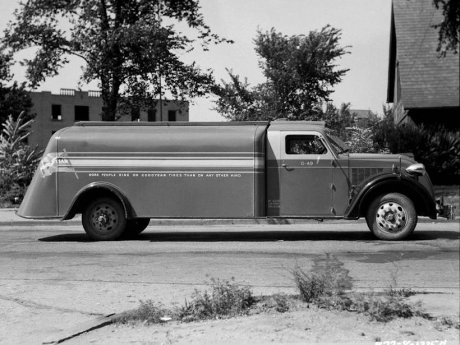 Dodge Airflow Special 1934 года  (фото 3 из 4)